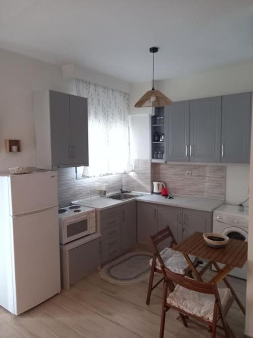 Vagelishome Komotini Exterior foto